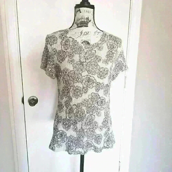 Croft & Barrow Short Sleeve Top - Picture 1 of 7